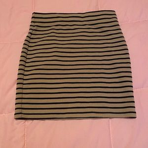 Stripped mini skirt